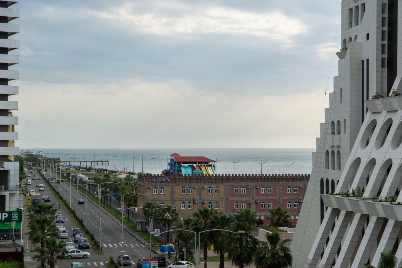 Apartment With Sea View Batumi Kültér fotó