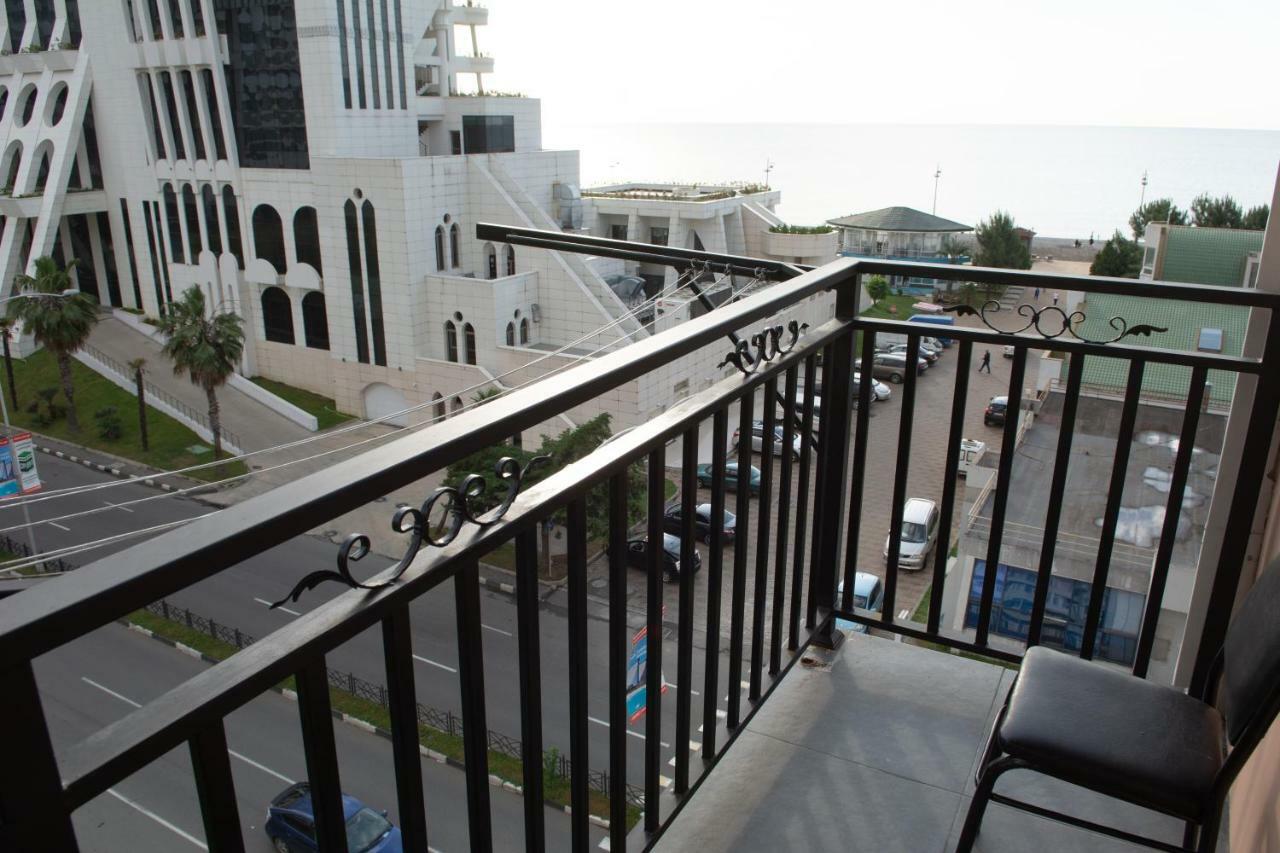 Apartment With Sea View Batumi Kültér fotó